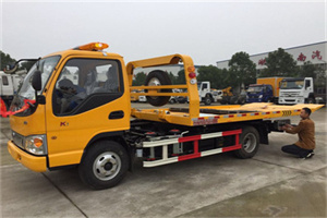 韶关哪里有拖车服务