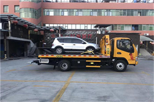 韶关附近汽车拖车电话